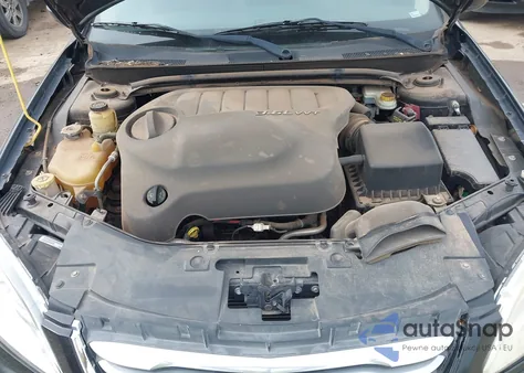 2011 Chrysler 200 Touring z USA, uszkodzony, nr VIN 1C3BC1FG1BN517411